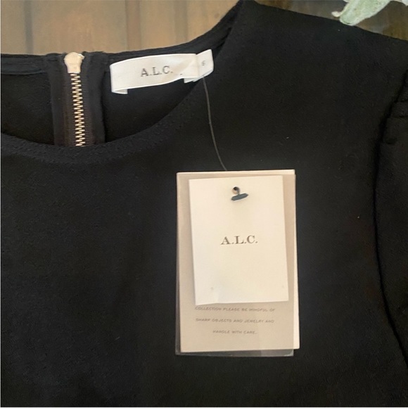 A.L.C Silk “Talia” Long Sleeved Cropped Top Size 6 NWT - Picture 9 of 10